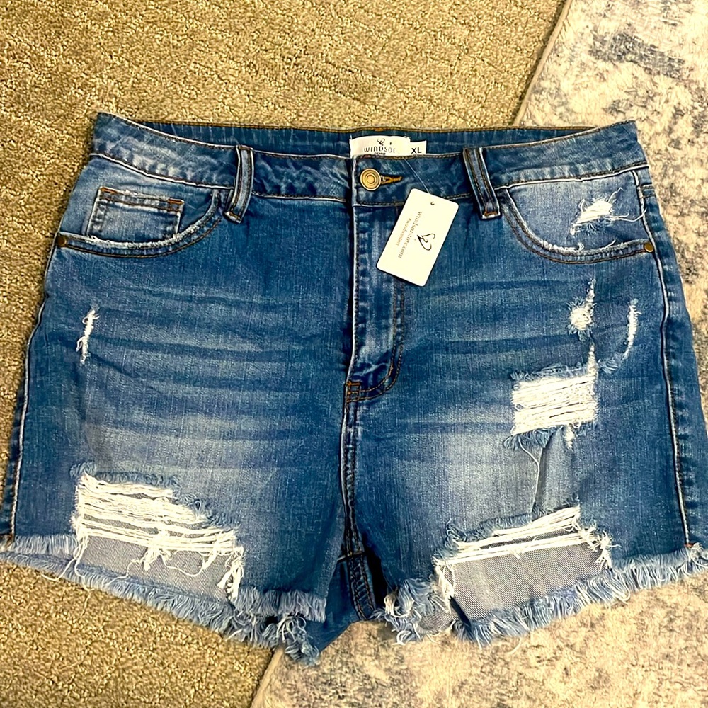 NWT Windsor shorts